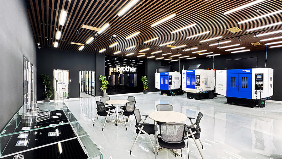 �ֵܻ�����������-���չ��