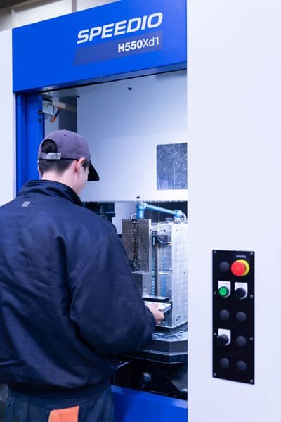 Ӧ���ڶ�Ʒ�ࡤ����ӹ�����ʽ�����ͼӹ����ġ�H550Xd1